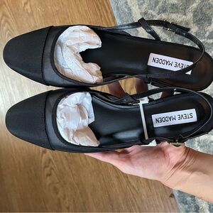 Black slingback flats - size 8 - Steven Madden Belinda